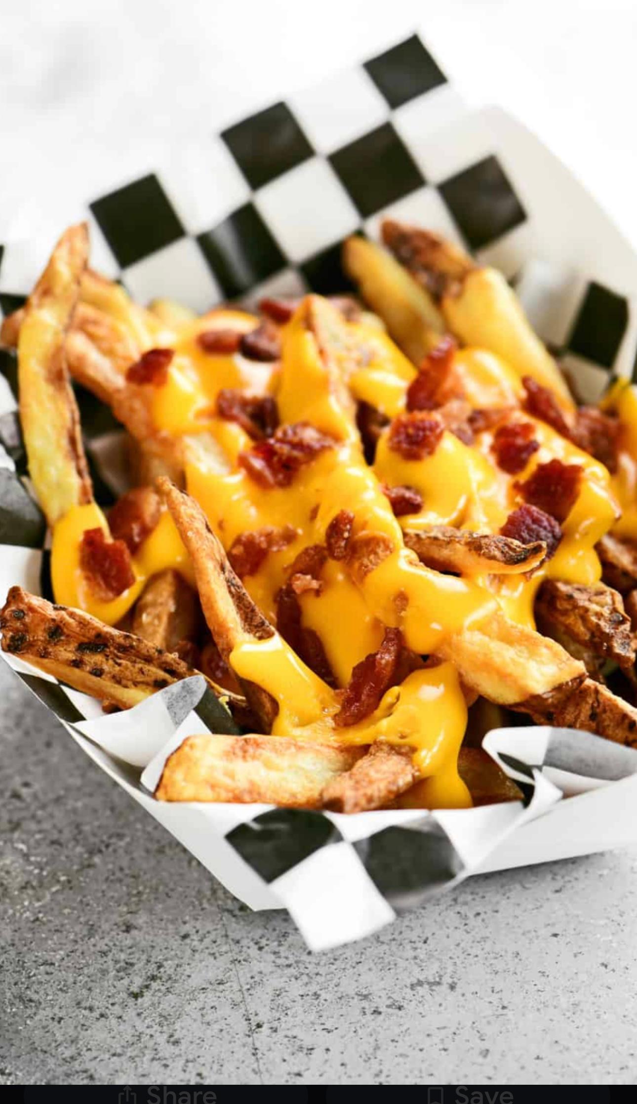 CHEESE FRIES W/ BACON.