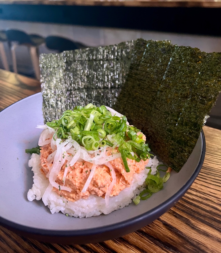 Spicy Tuna Temaki (raw).