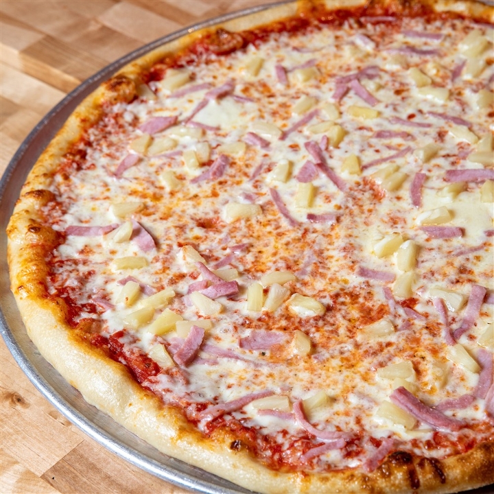 14" Hawaiian Pizza.