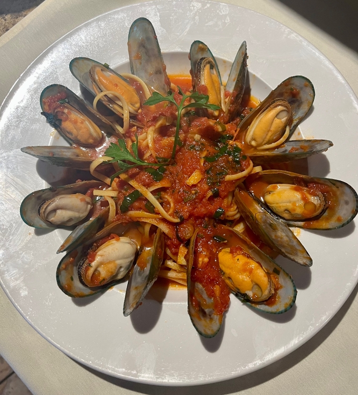 Linguini Mussels.