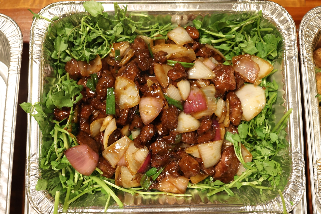 Shaken Beef 1/2 Pan.