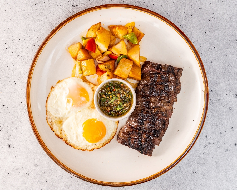 Arrachera Con Huevos.