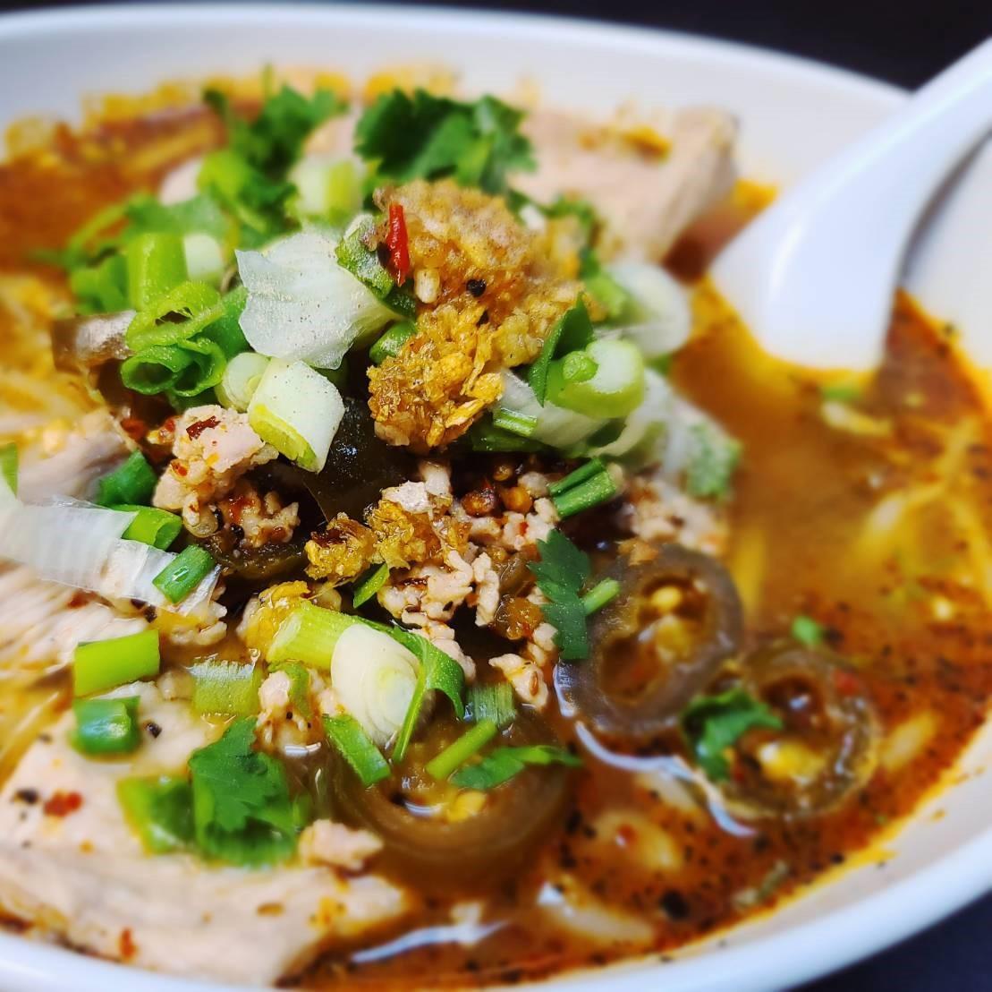 NS14 Guay Teaw Tom Yum Num Khon***.