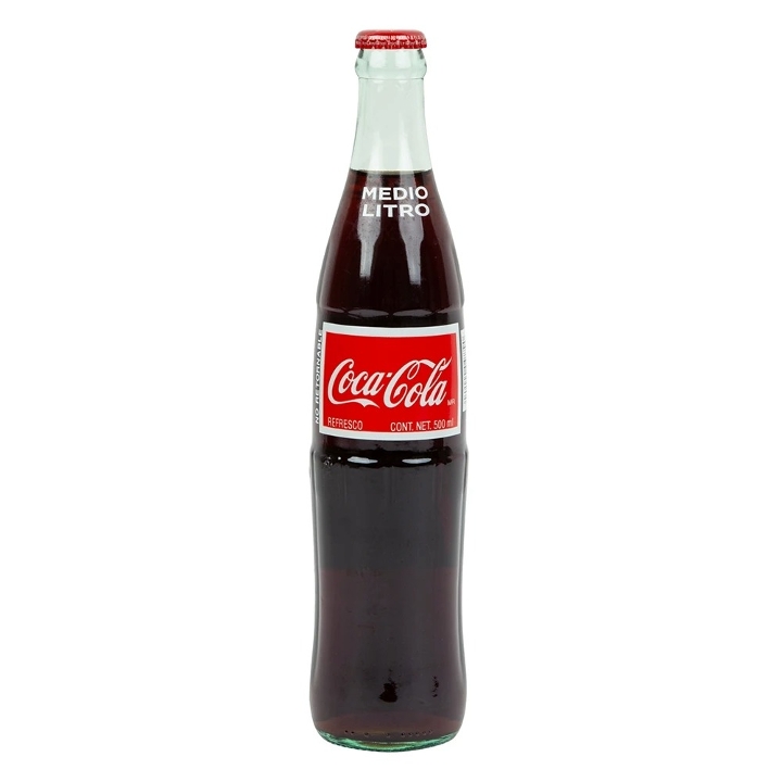 Mexican Coke (500 ml).