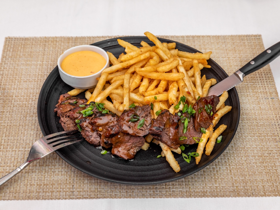 STEAK FRITES.