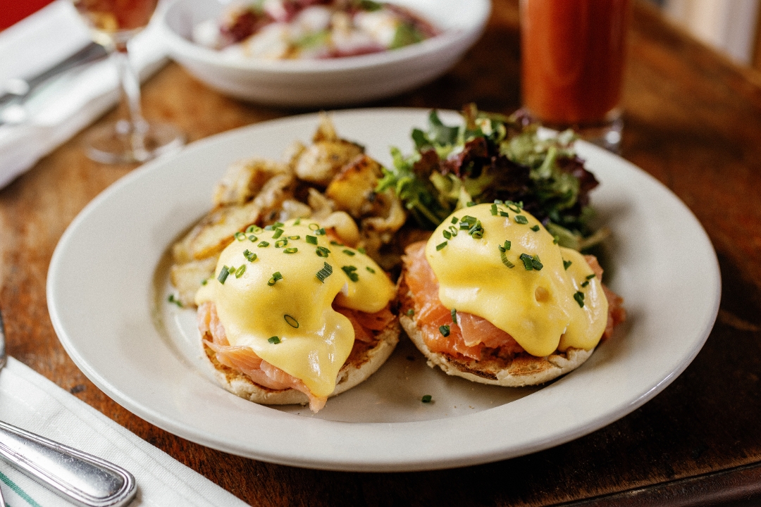 Salmon Benedict.