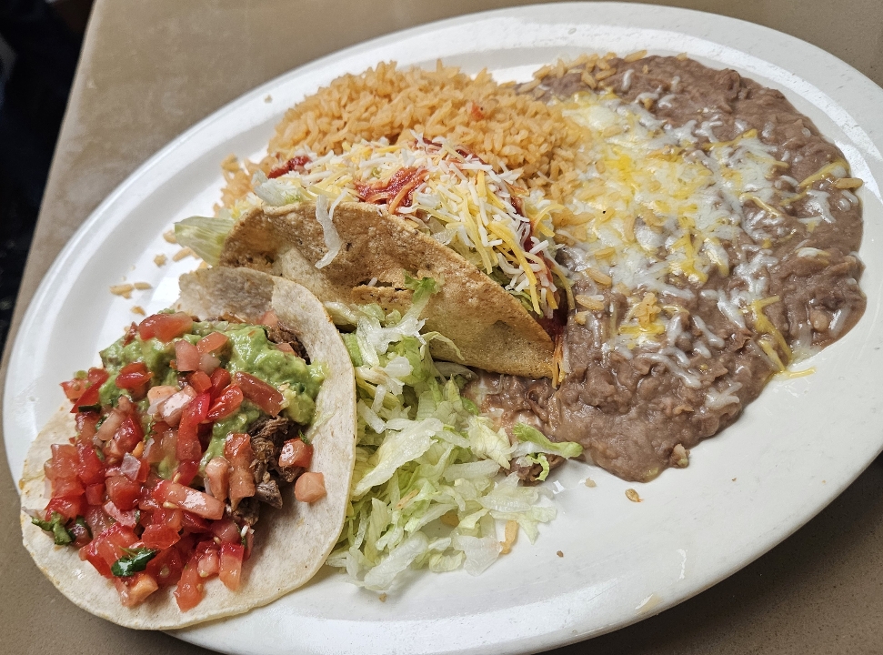 #17-One Hard Taco & One Soft Taco.