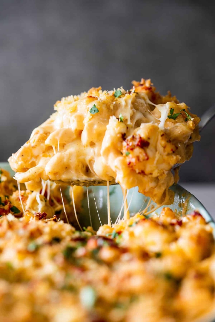 TRUFFLE LOBSTER MAC CHEESE.