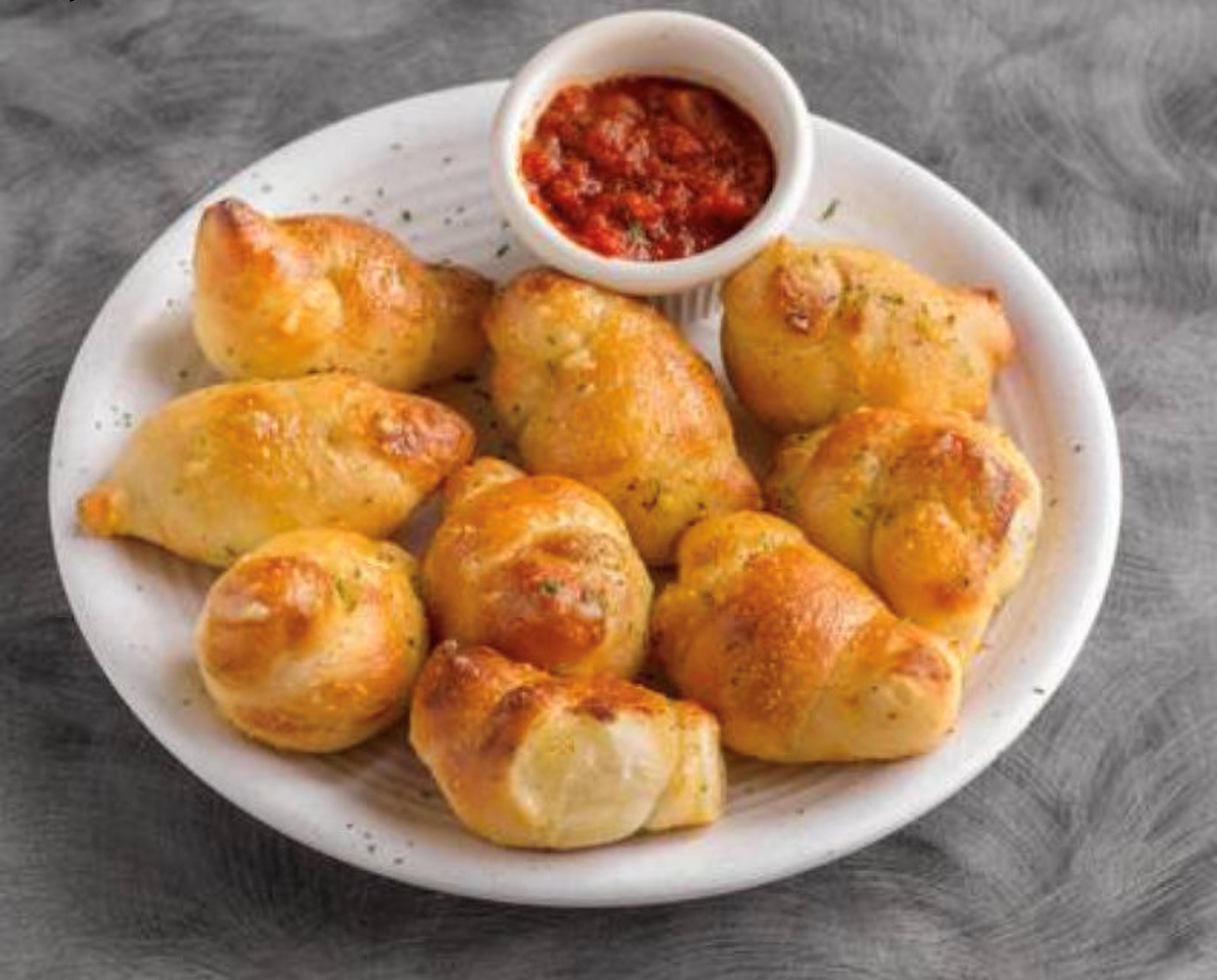 Garlic Knots.