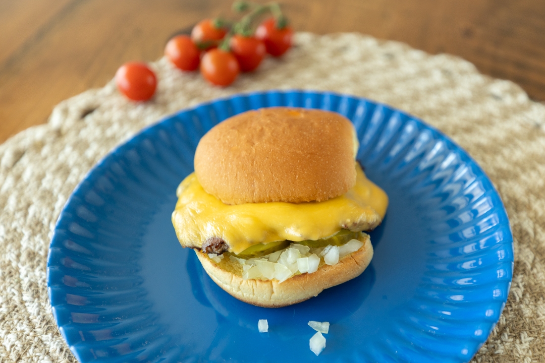 Smashburger with Cheese.