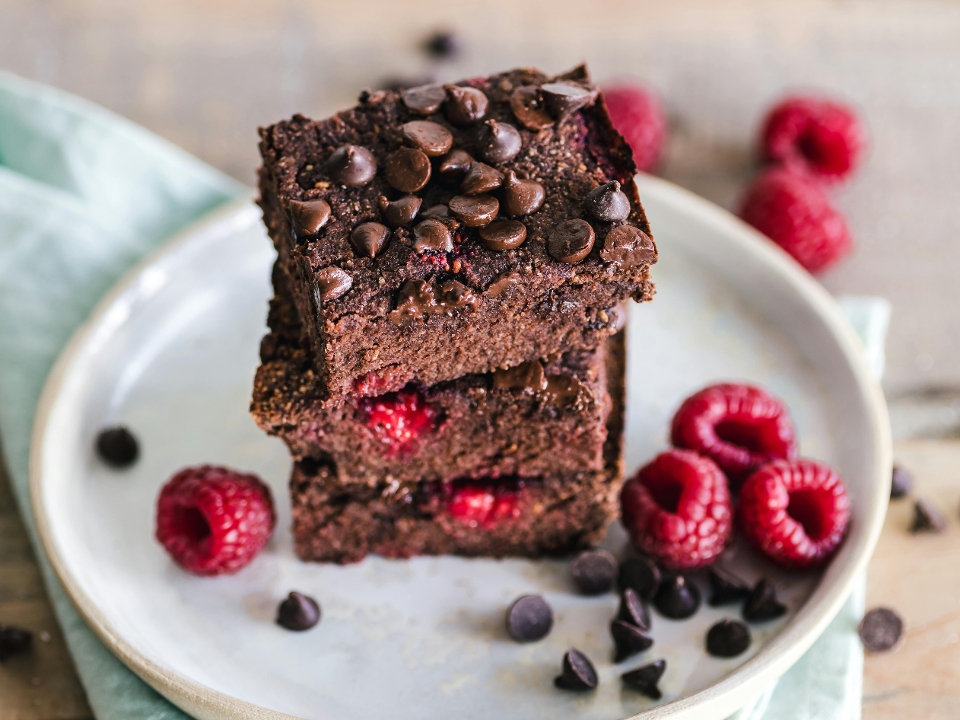 CHOCOLATE BROWNIE.