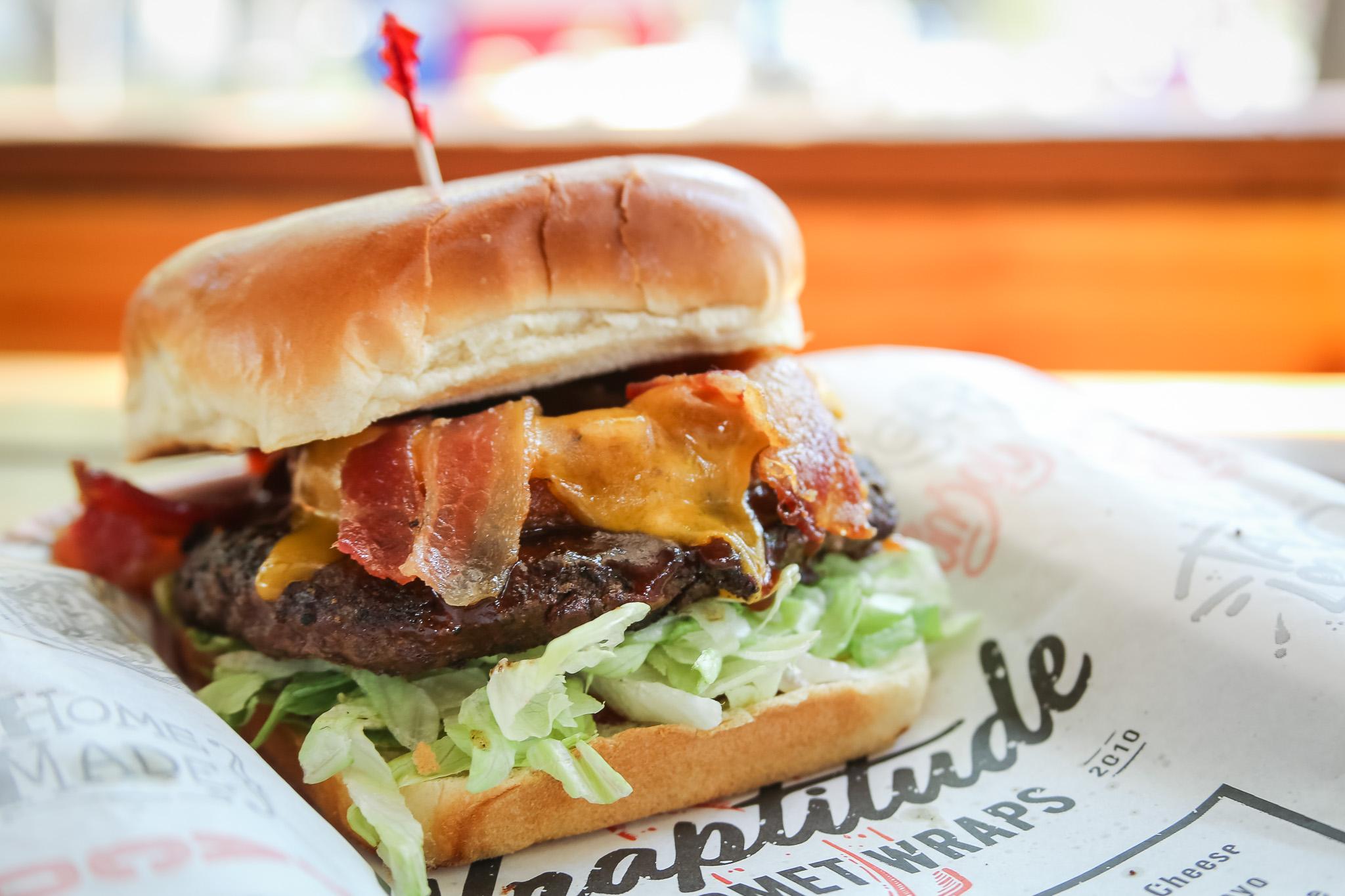 HICKORY BBQ.