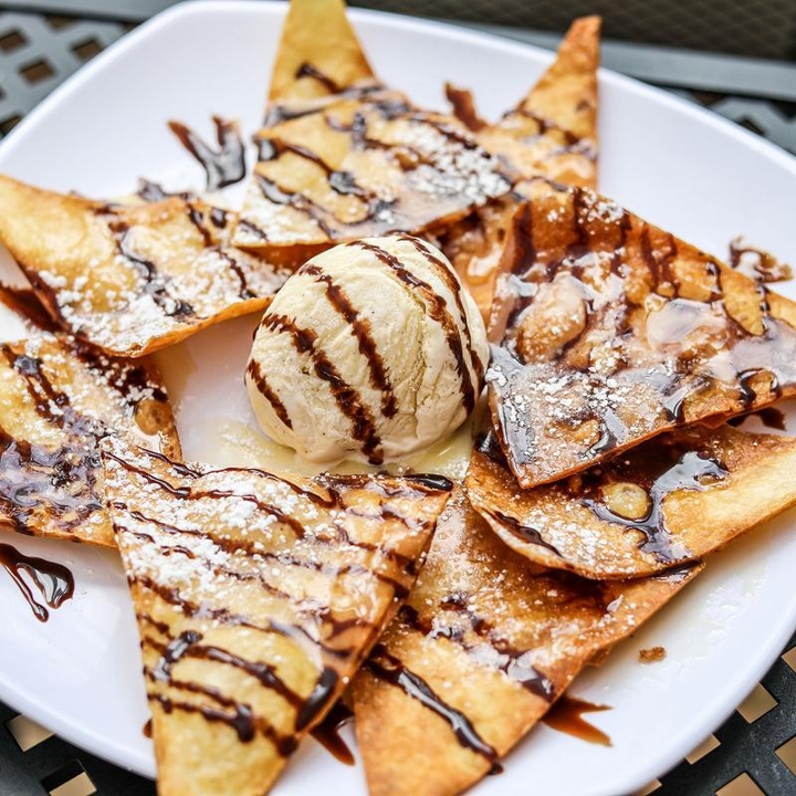 Sopapilla.
