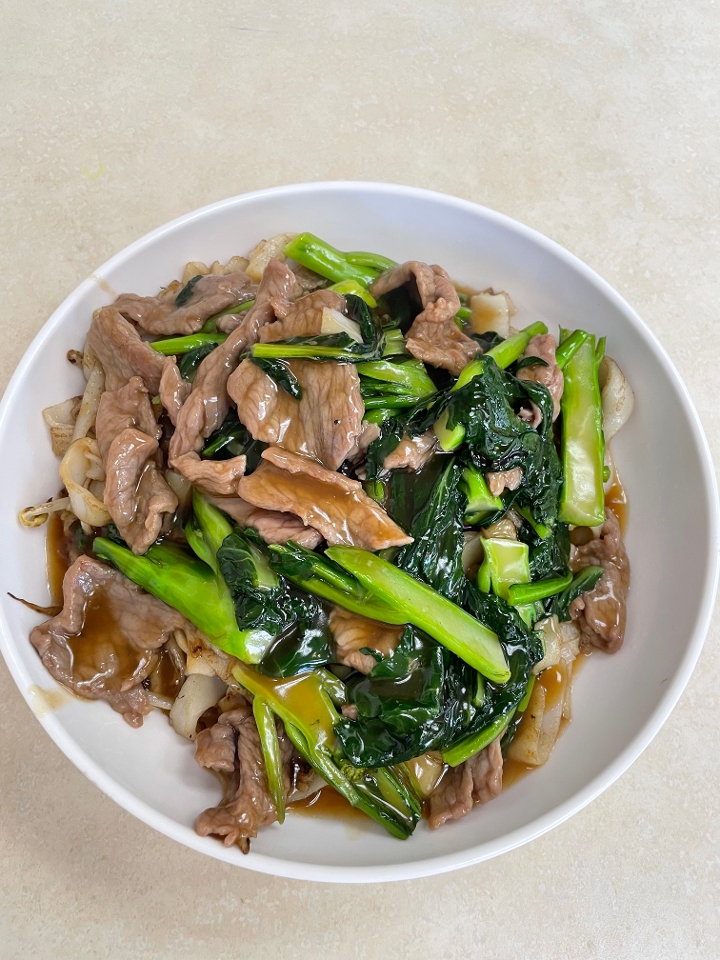 濕炒牛河 161.Chow Funn with Beef (Gravy).