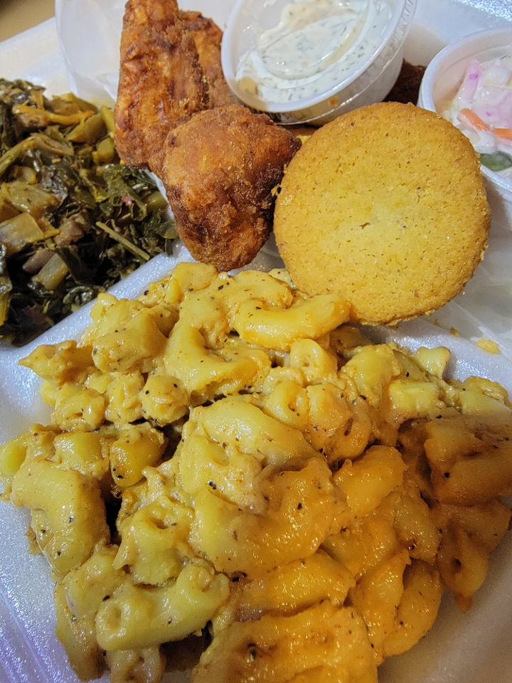 Mac'n Bae Mac & Cheese.