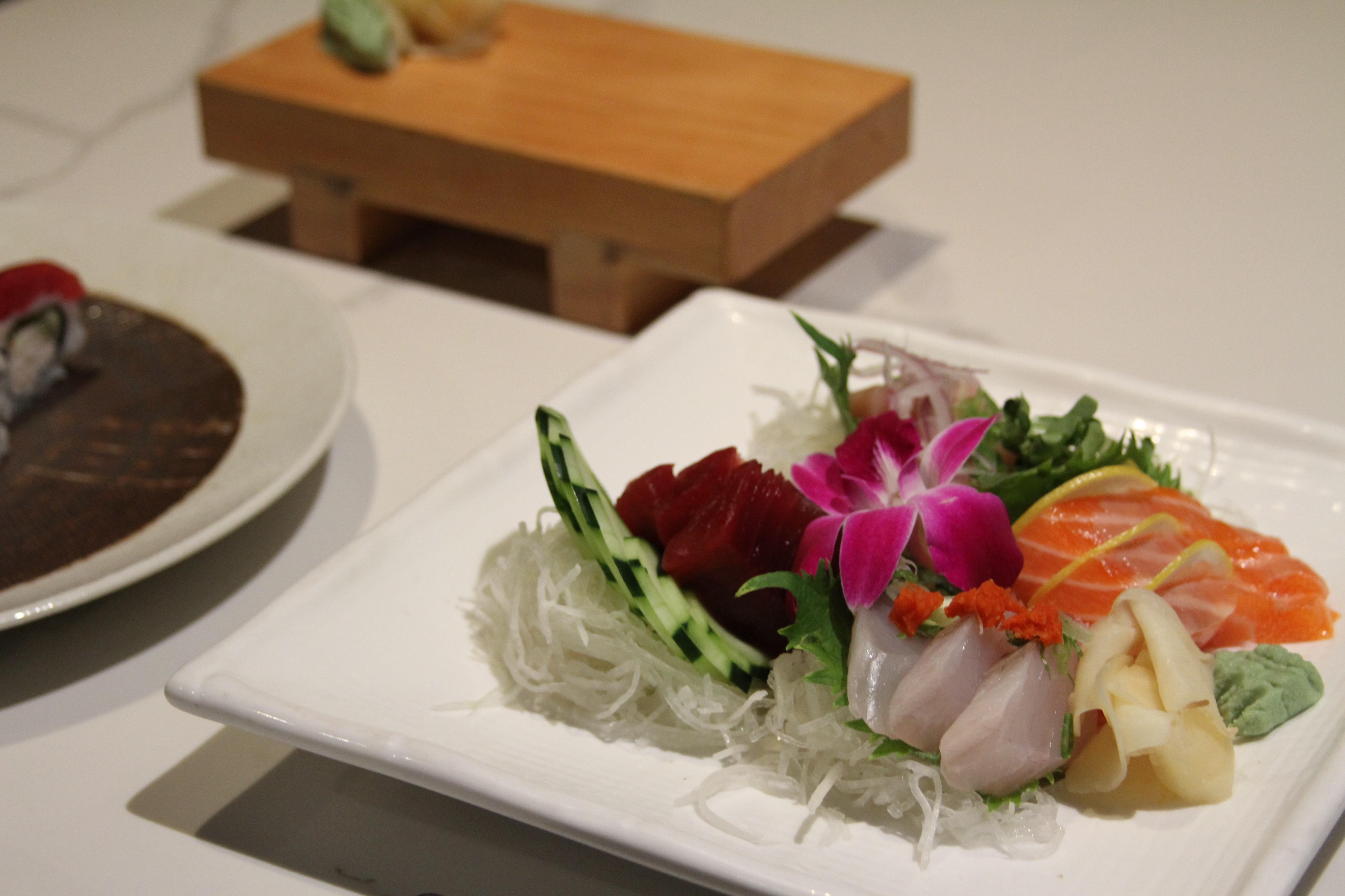 15pc Sashimi Combo.