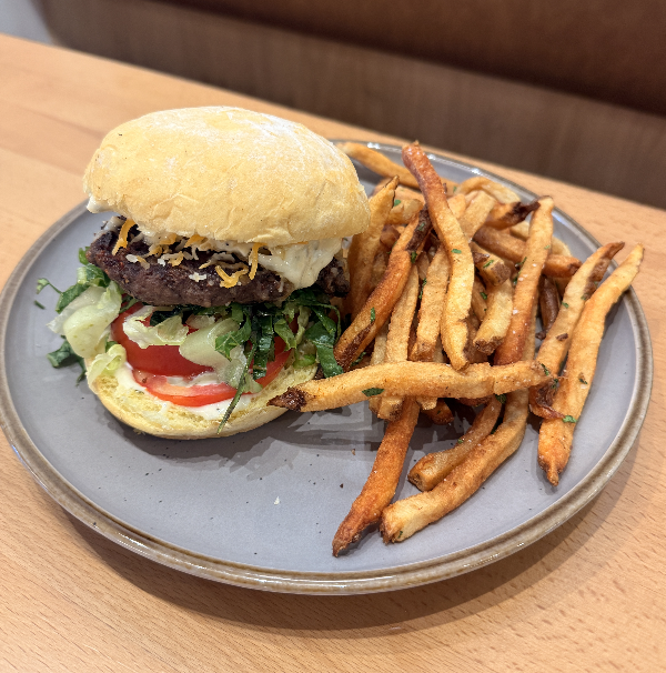 Kids Classic Cheeseburger.