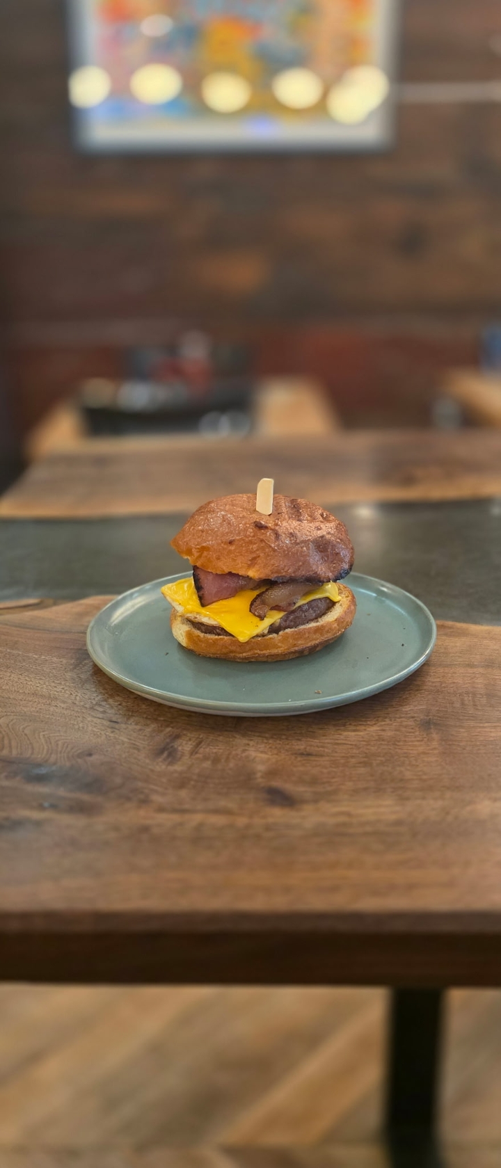 BEC Burger.