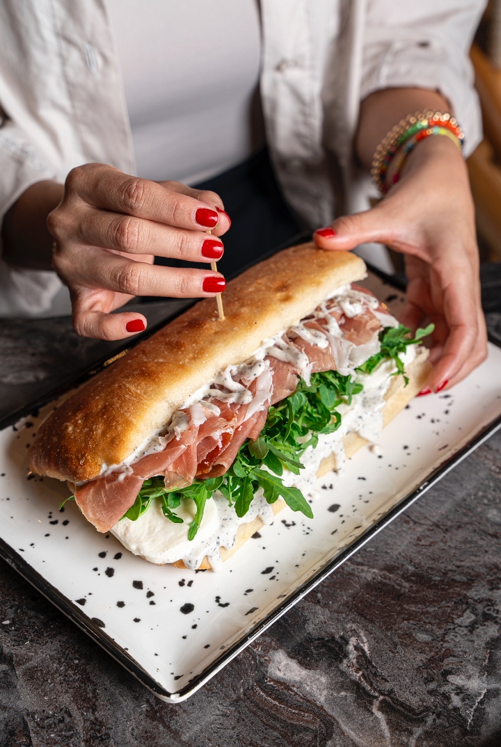 Build Your Own SNDWCH.