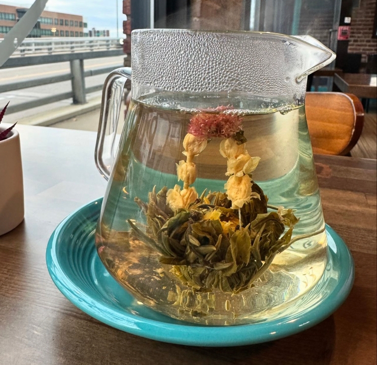 BLOOMING TEA.
