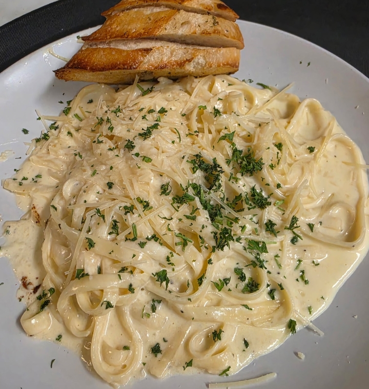 Fettuccine Pasta.