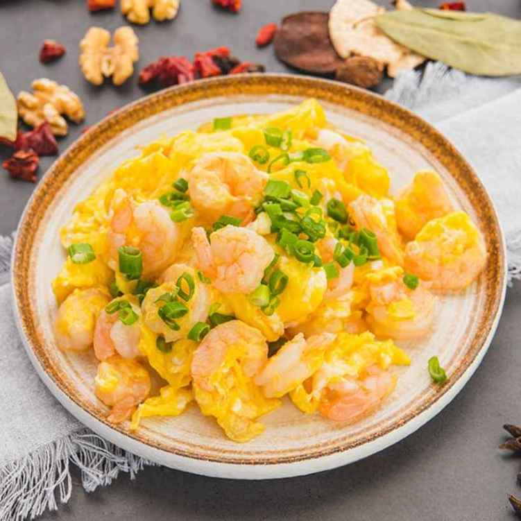 SF6. 蝦仁炒蛋/Tasty Sauteed Shrimp with Scrambled Eggs.