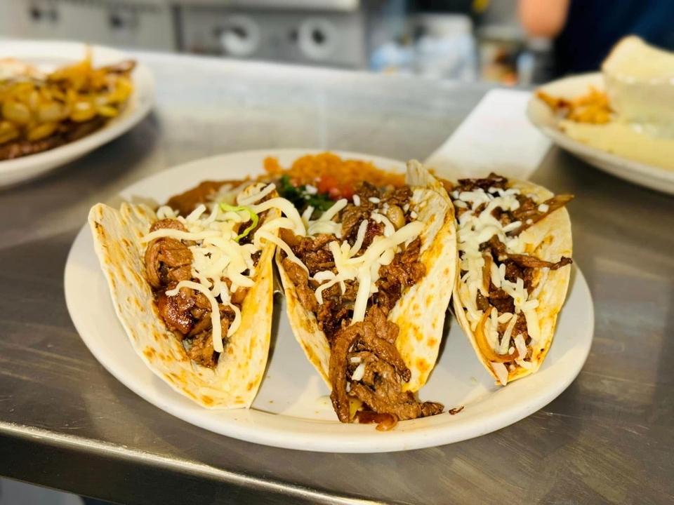 Tacos Al Carbon.