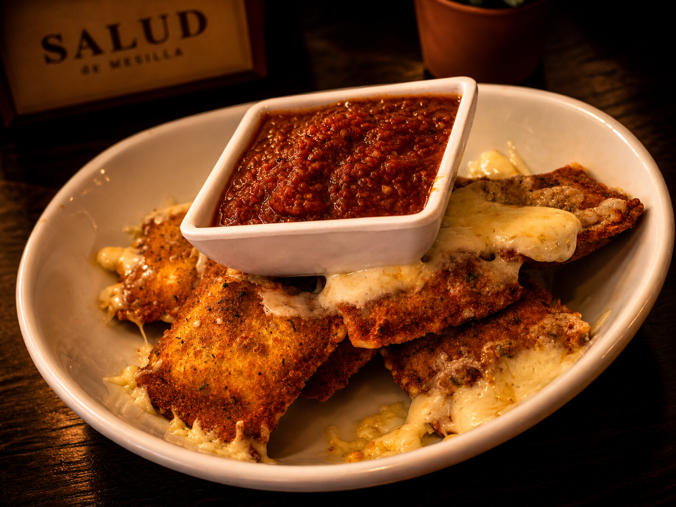 St. Louis Toasted Ravioli (8).
