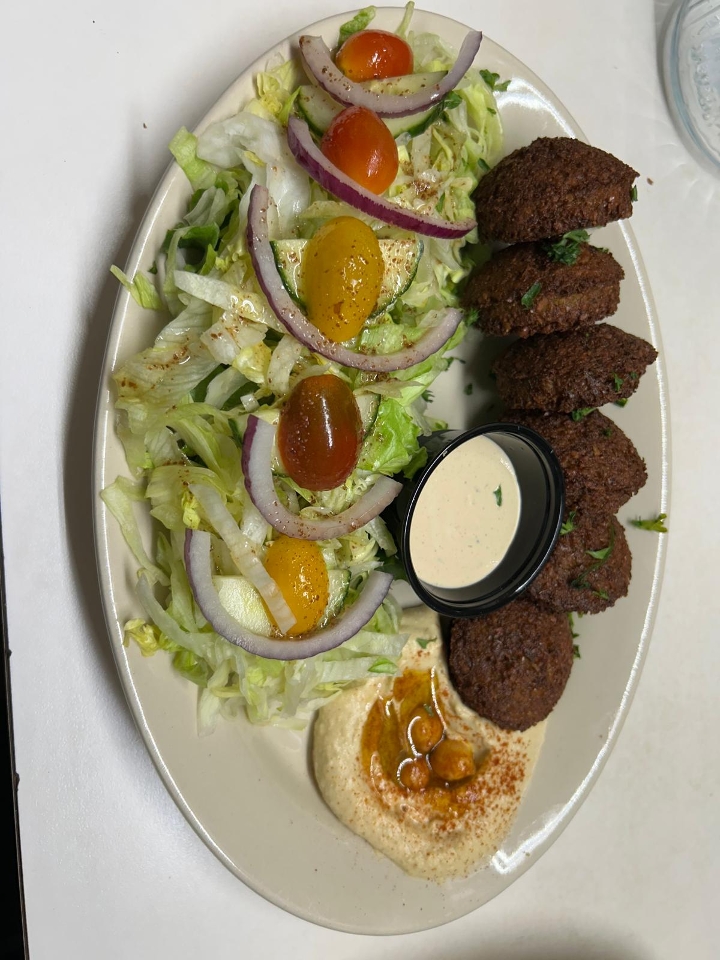 Falafel Platter Dinner (6 Pcs).