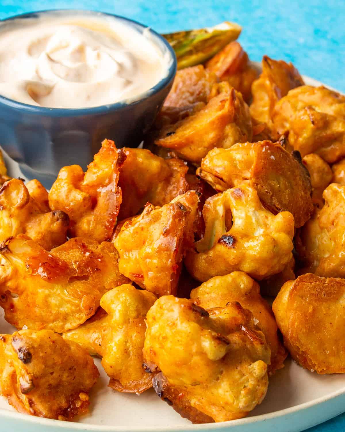 Spicy Cauliflower Bites . (8 Pc).