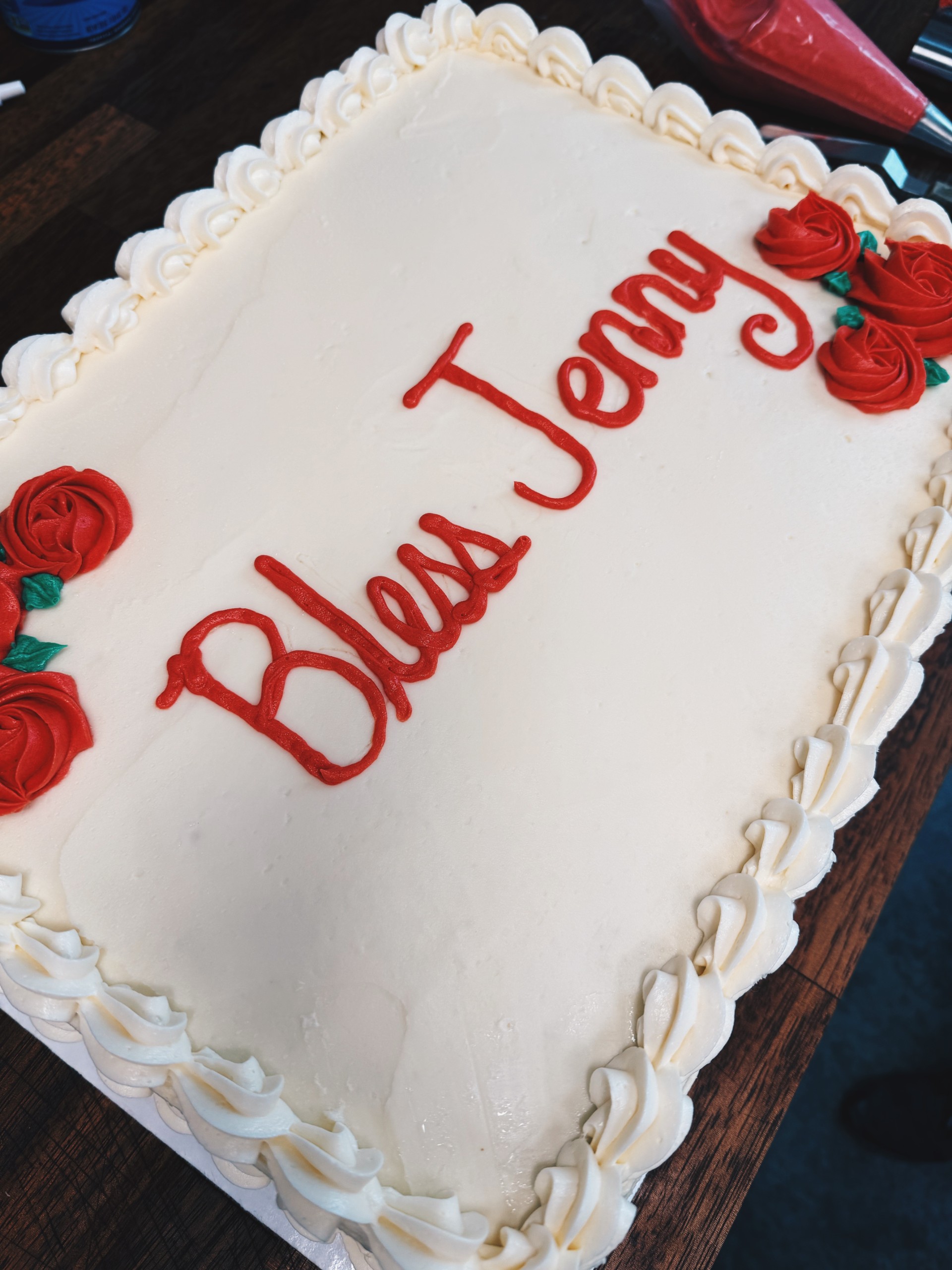 1/2 sheet cake.