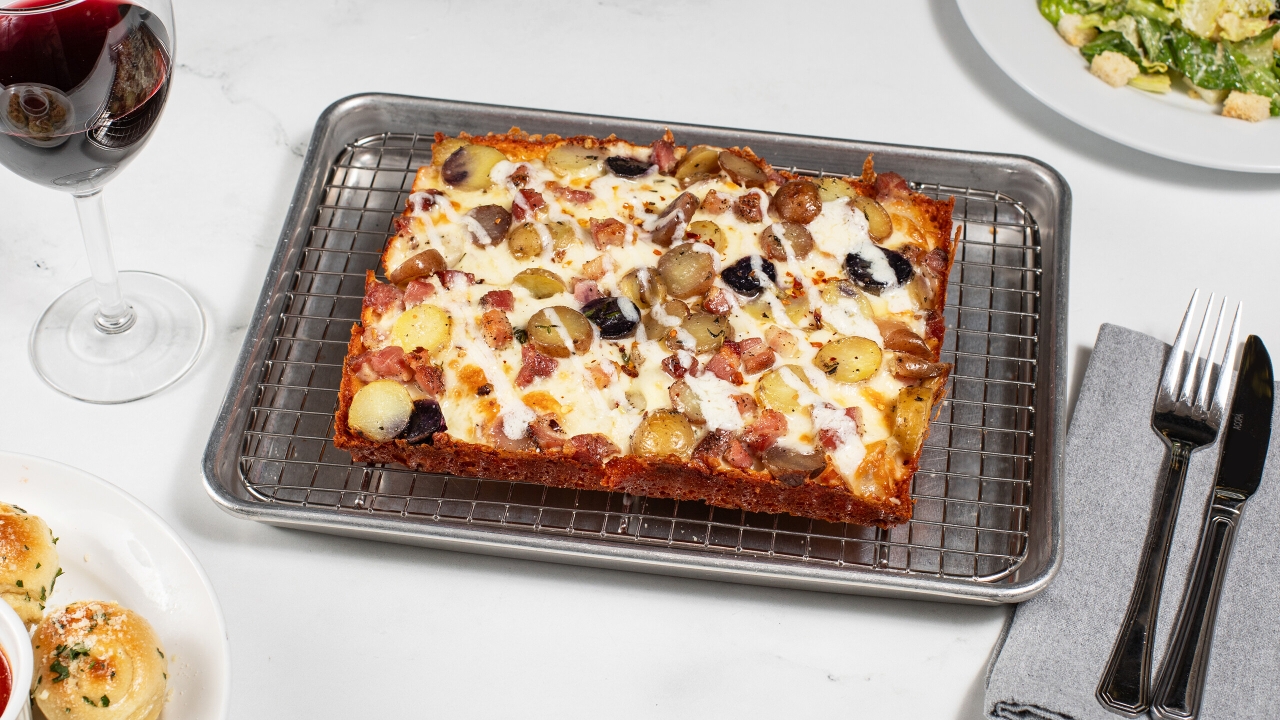 ROASTED POTATO & PANCETTA PIZZA.