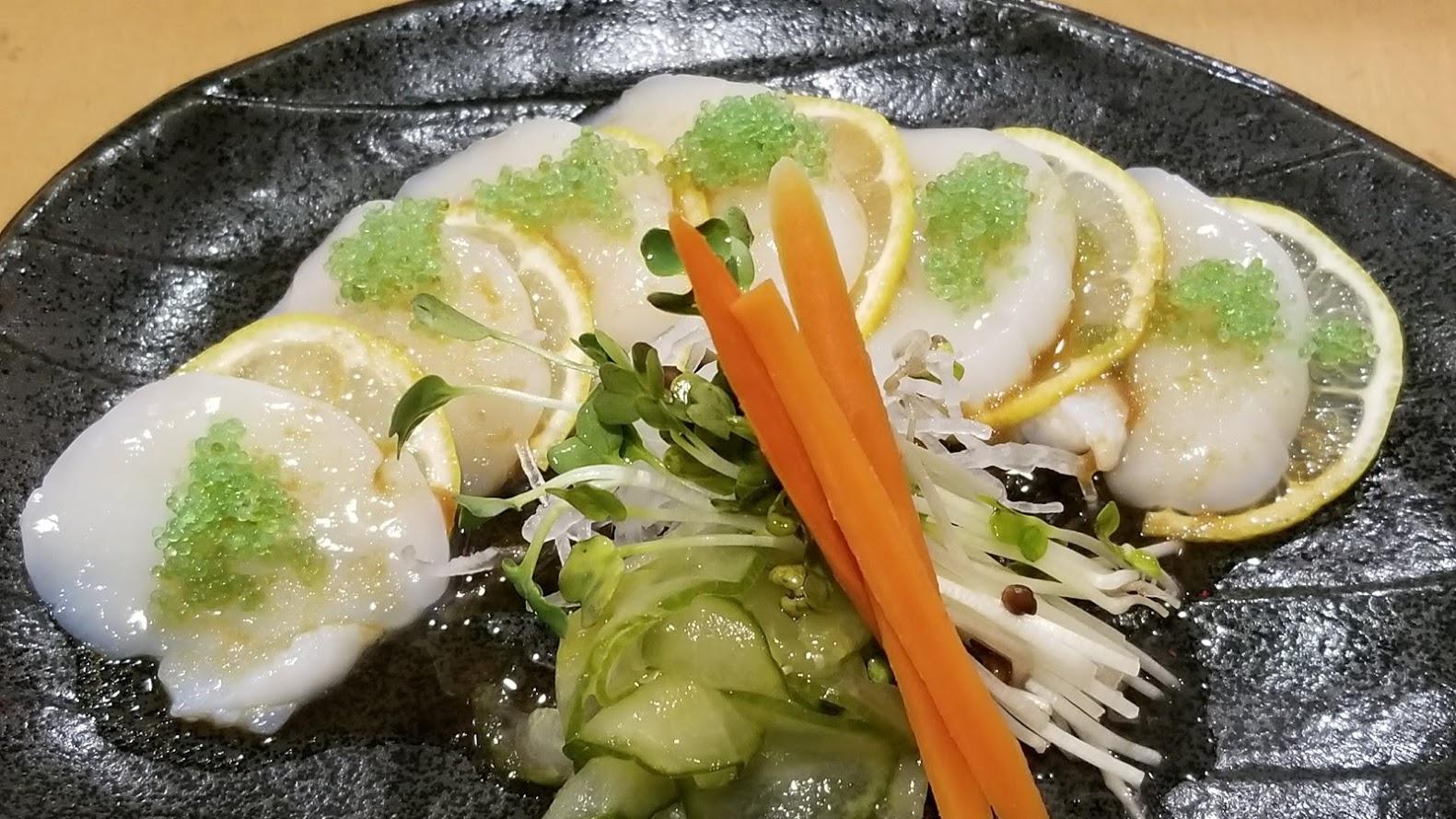 Japanese Big Scallop Sashimi (6pc).
