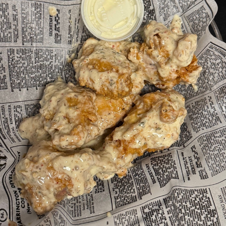 6 Bone-In Chicken Wings (per 6).