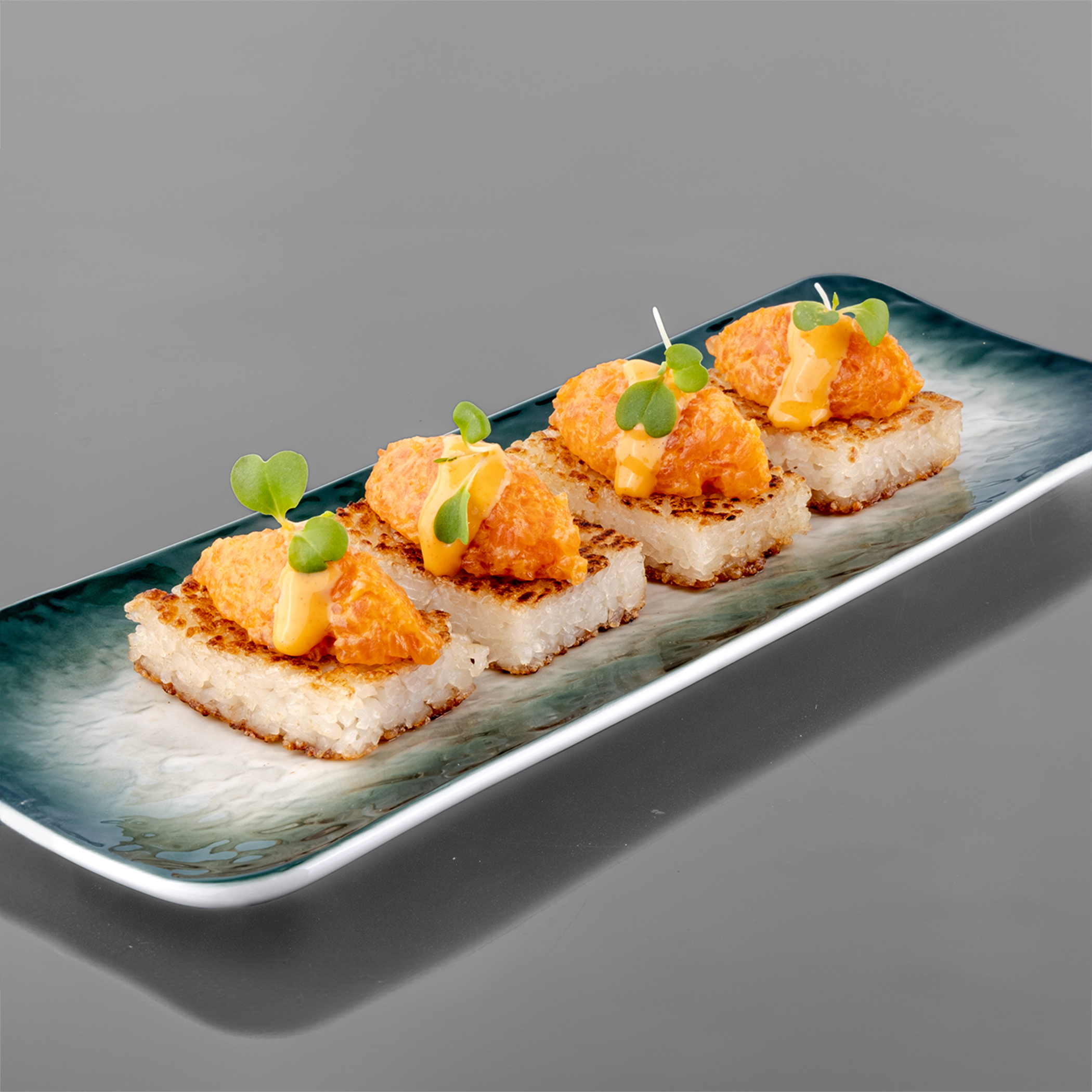 Crispy Tartare Salmon.