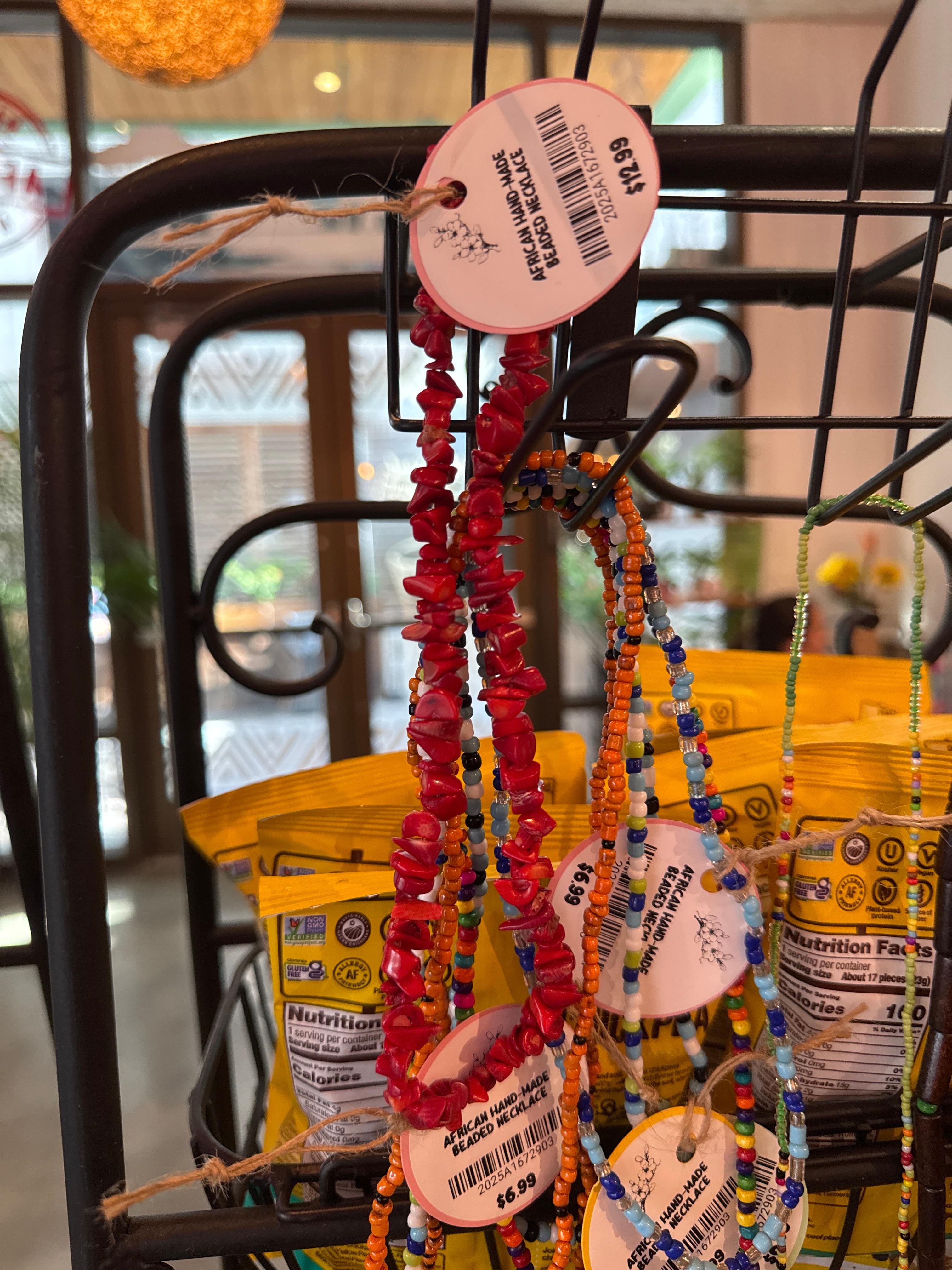 AFRICAN BEADED NECKLACE FANCY.