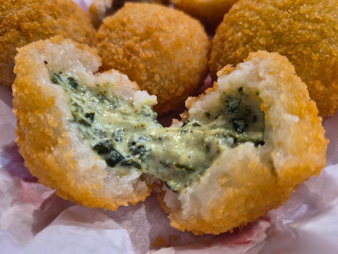 Spinach & Ricotta Cheese Bites (4).