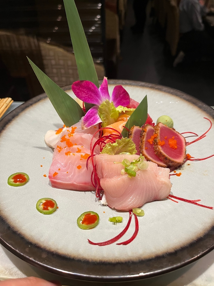 Sashimi Entree.