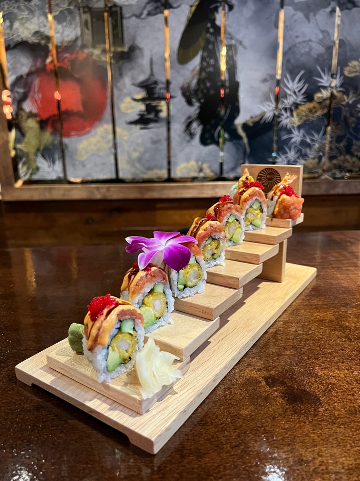 Red Dragon Roll**.
