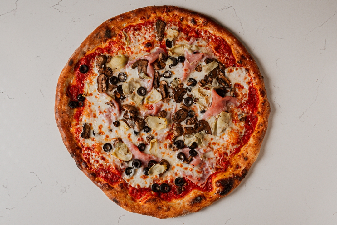 Capricciosa Pizza.