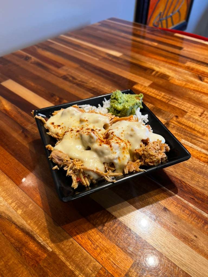 Arroz con Pollo Bowl.