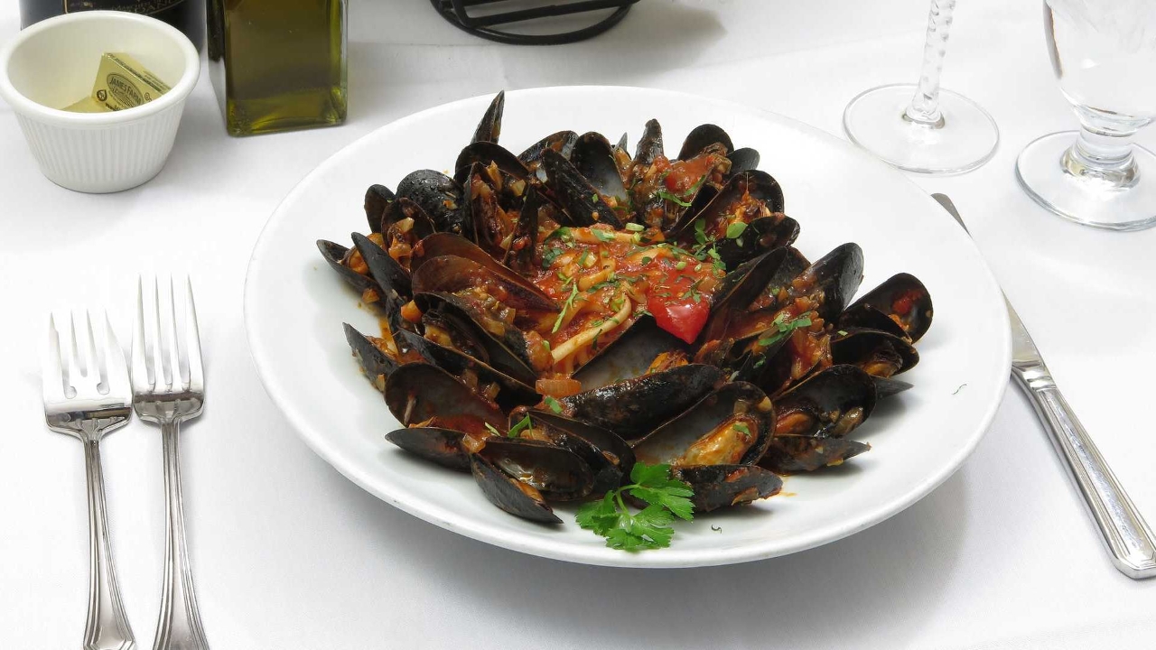 Linguini With Mussels.