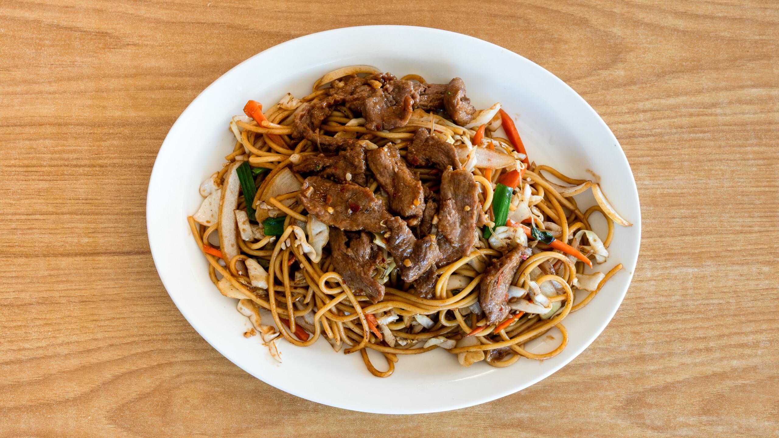 L-BEEF LO-MEIN.