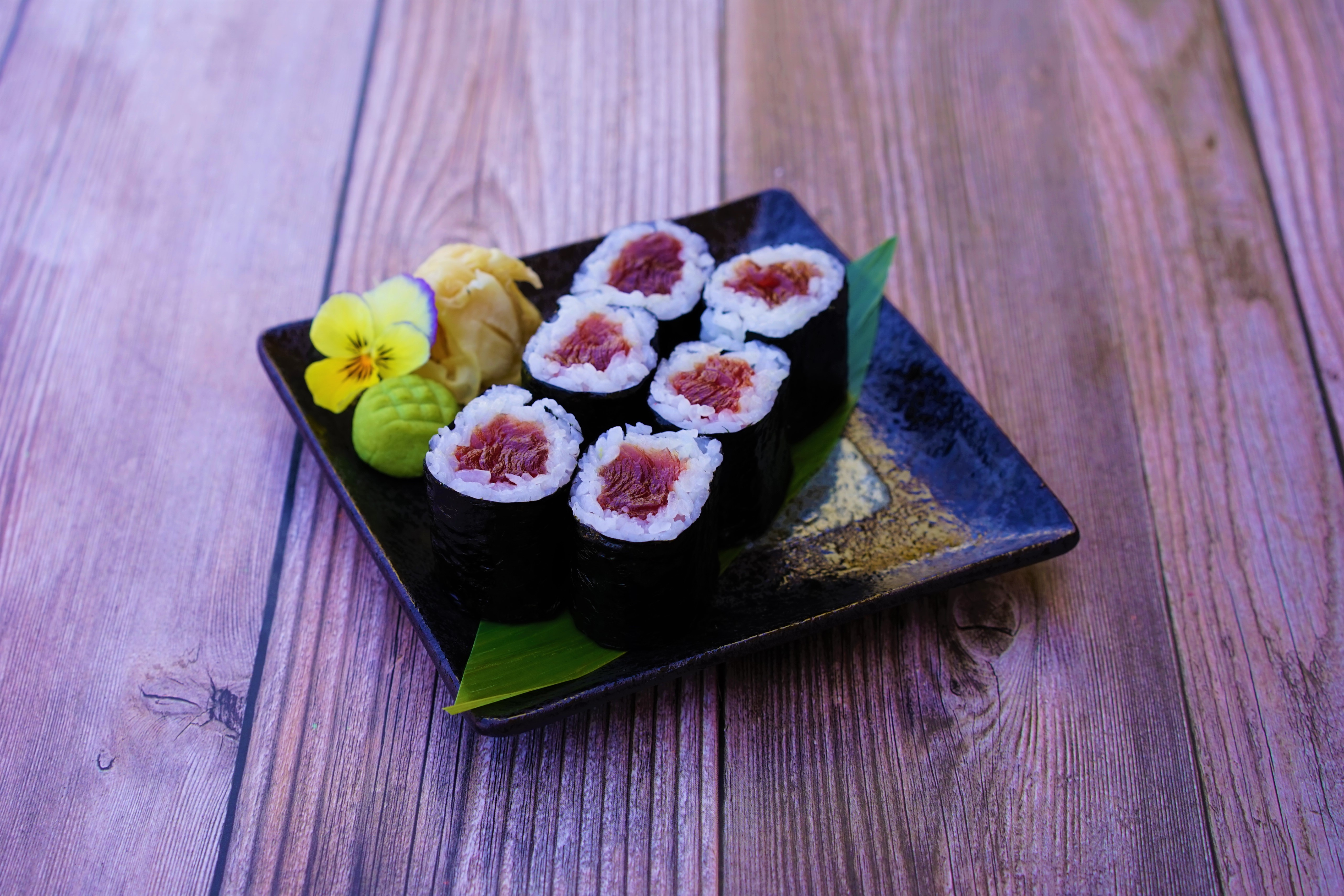 Tuna Roll.