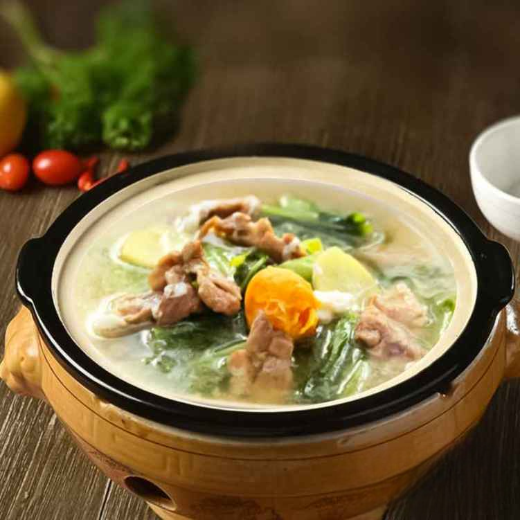 SP3. 咸蛋芥菜肉片湯/Sliced Pork w. Mustard Green & Salty Egg Soup.