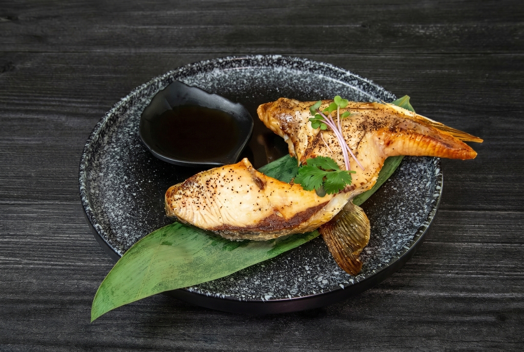 Hamachi kama.