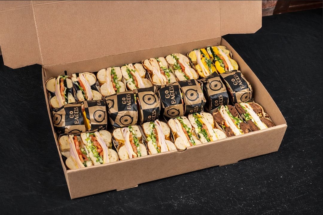 TURKEY & SWISS BOX (12 Sandwiches).