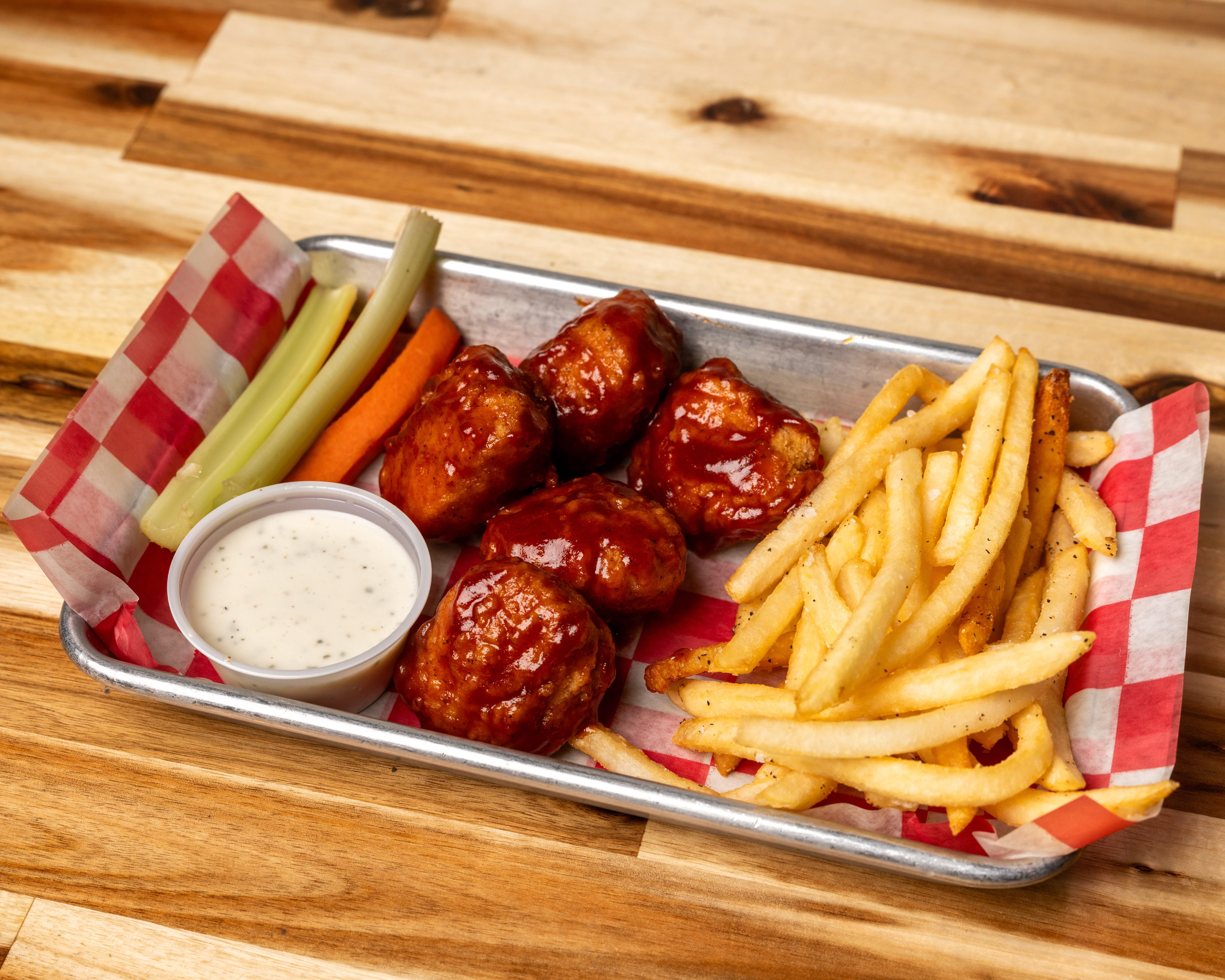 (5) BONELESS COMBO.