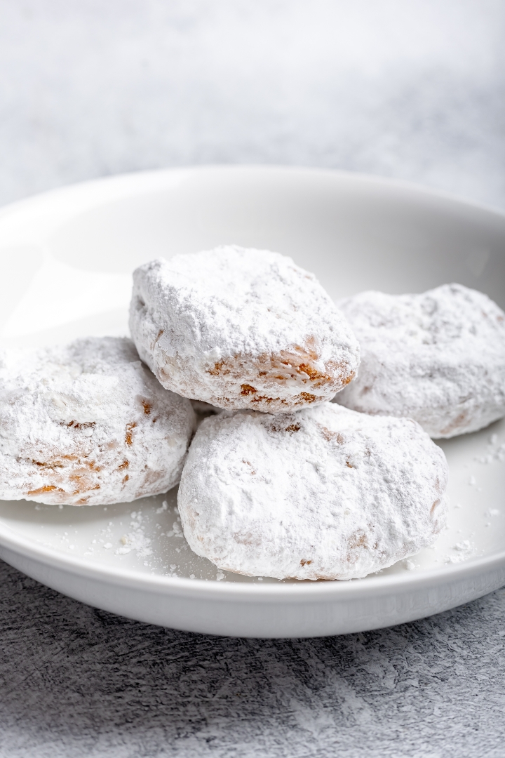Beignets.