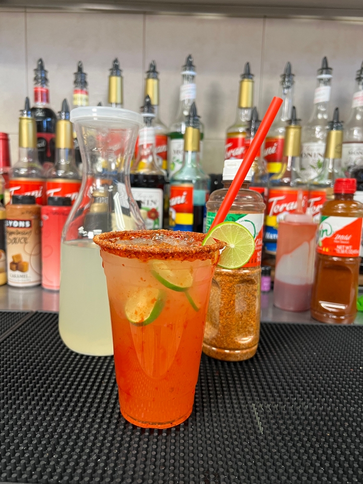 20 oz Spicy Mango Lemonade.